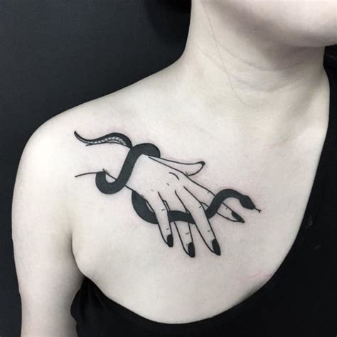 tattoo en el pecho para mujer|tatuajes femeninos para mujeres.